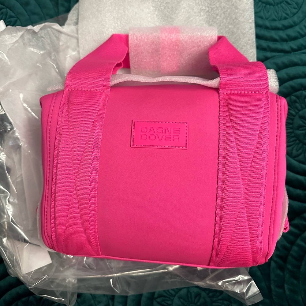 Dagne Dover Hottest Pink XS Landon